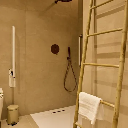 Arrels Mercat Boutique Aparthotel 4*
