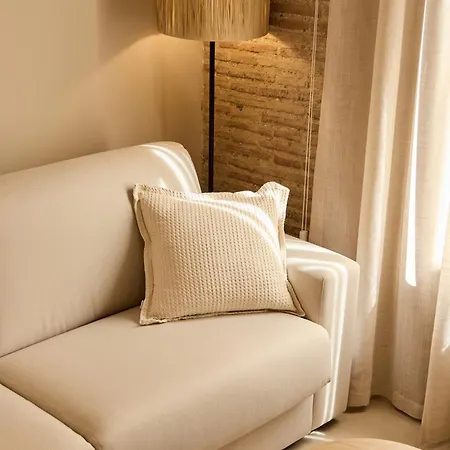 Arrels Mercat Boutique Aparthotel 4*